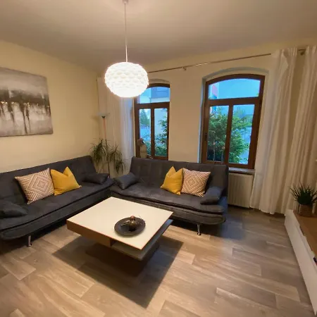 Nietleben Mit 2schlafzimmer & Balkon